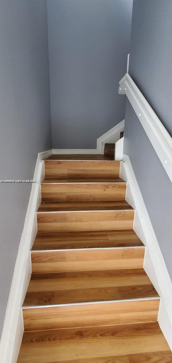 Photo - 60 SE 6th Rd