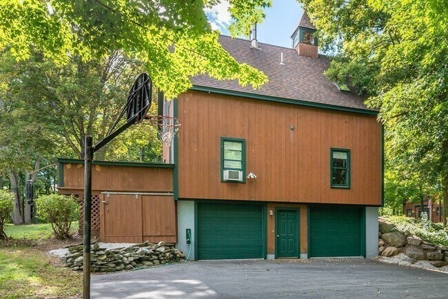 Photo - 41 Prescott St