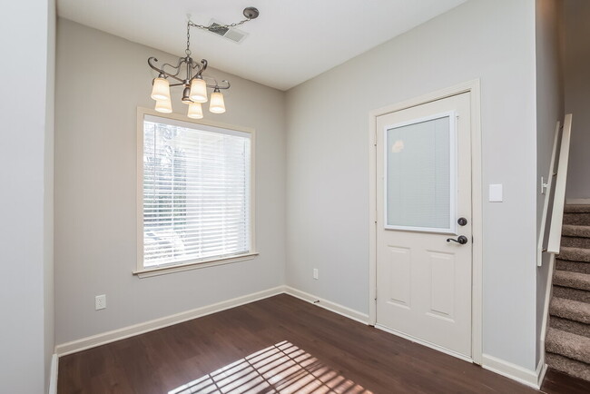Photo - 8725 Macon Rd
