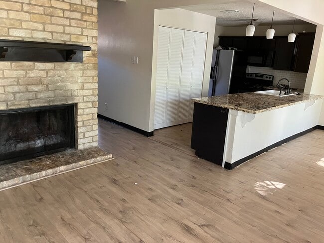 Photo - 626 Trailwood Ct