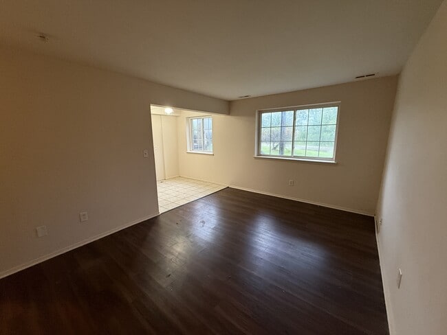 Photo - 45240 Keding St