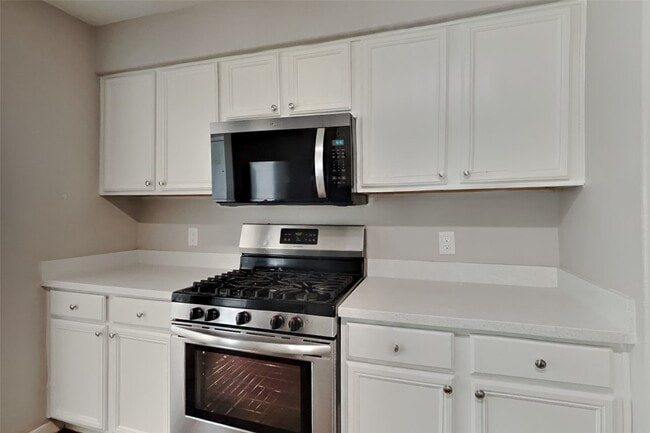 Photo - 16716 Foursquare Dr