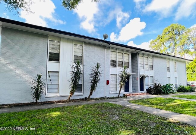 Photo - 1124 Woodruff Ave