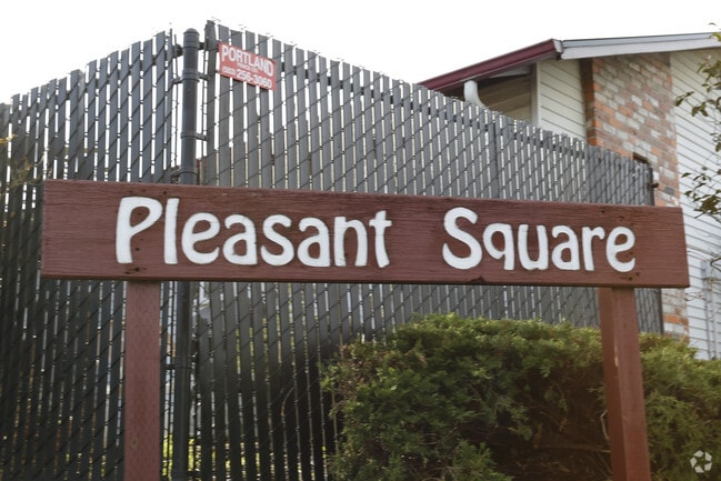 Pleasant Square Apartments