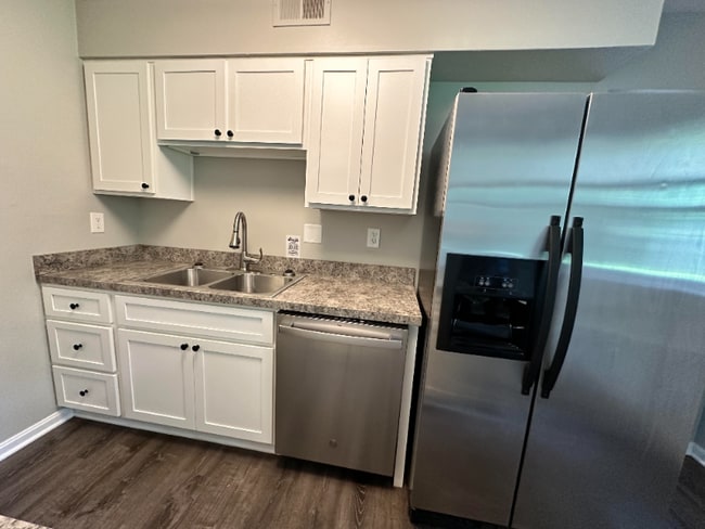 Photo - 11201 Ginger Rd