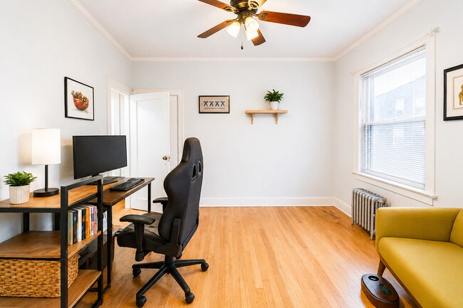 Photo - 446 W Arlington Pl Unit 3