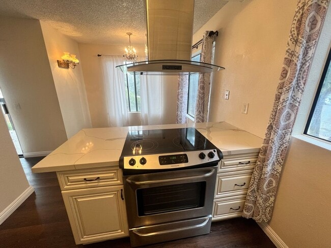 Photo - Large 1BR/1BA Updated End Unit (Upper Floor) Condo in Alpine Oaks