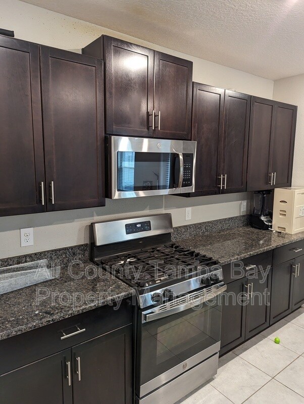 Photo - 5209 Dandelion St