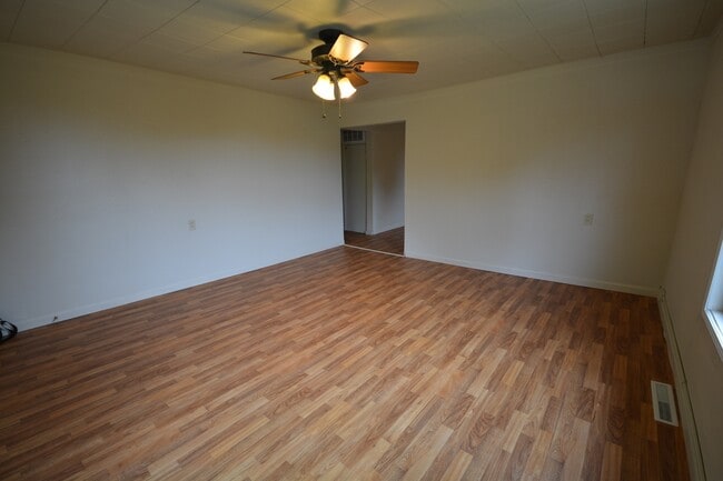 Photo - Rent this 2 Bedroom house with a 1 car garage.