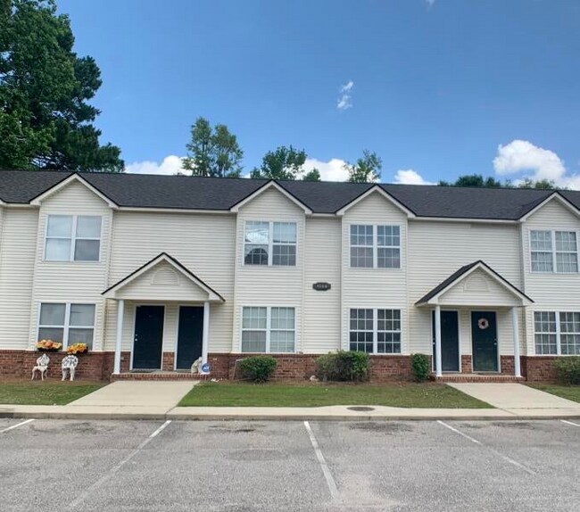 Photo - 4062 Cedars Pkwy