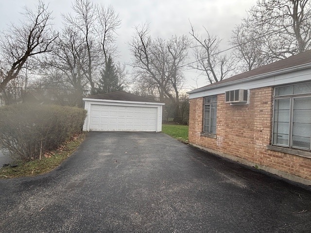 Photo - 2223 Hawthorne Rd