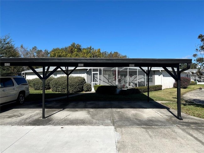 Photo - 1033 Willow Dr