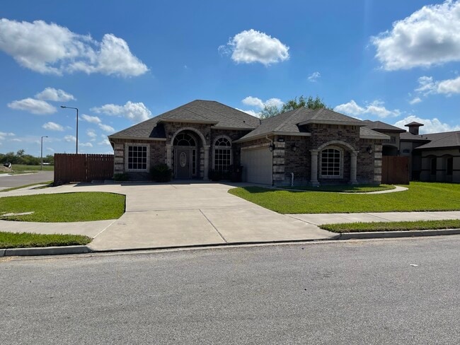Building Photo - 1342 S Virginia Dr