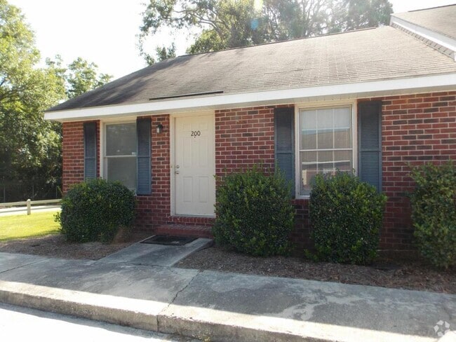 Building Photo - 140 Lanier Dr Unit 200 SW Rental