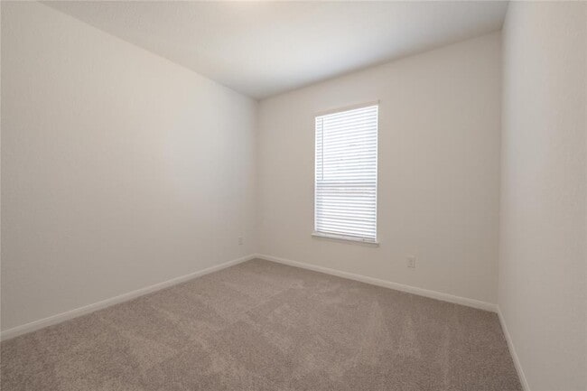 Photo - 313 Sonbria Pass