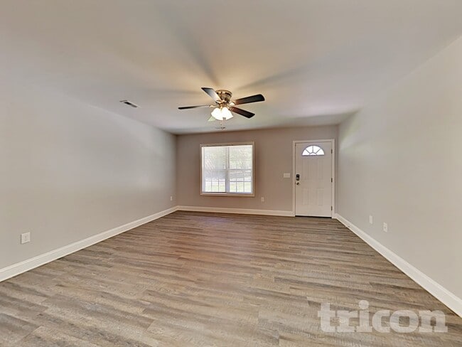 Photo - 708 Deaton St