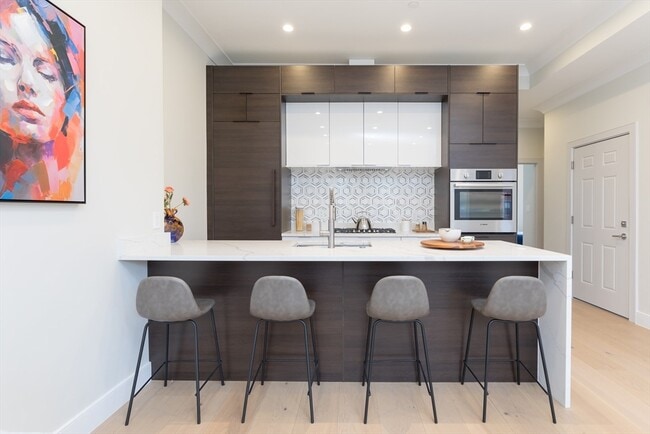 Photo - 577 Massachusetts Ave Unidad 3