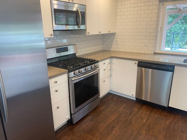 Photo - Mission Oaks