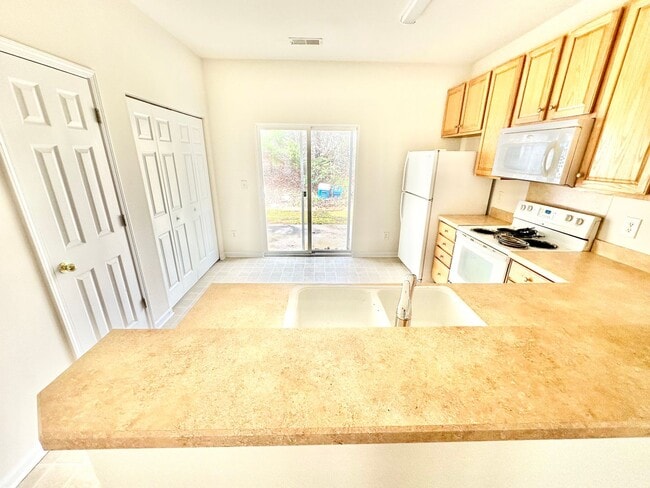 Photo - 1065 Constitution Park Blvd