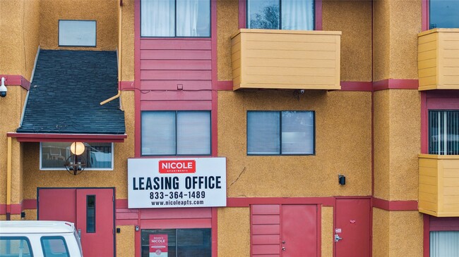 Building Photo - 1046 W 26th Ave