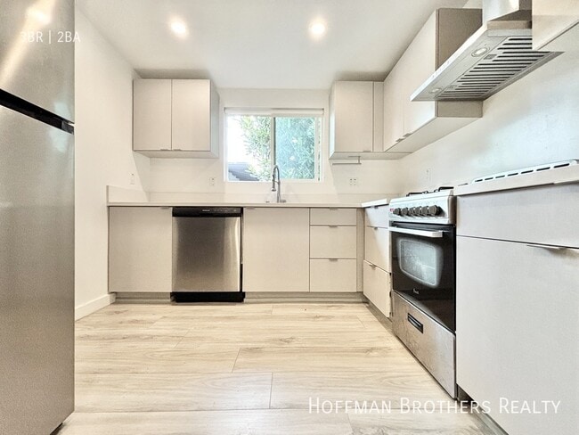 Photo - 1568 Yosemite Dr Unit 7