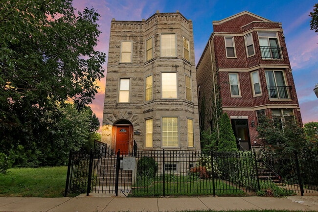 Photo - 4527 S St Lawrence Ave Apartment Unit 2
