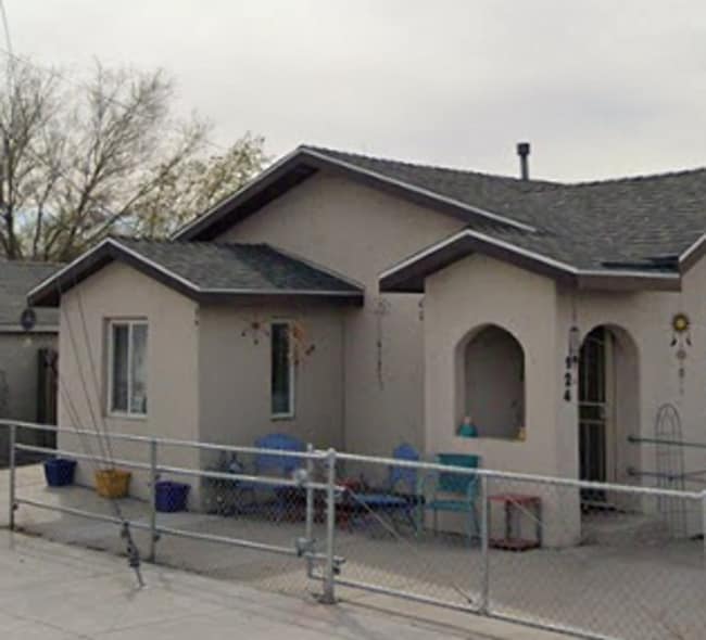 Charming Sparks Home! - Charming Sparks Home!