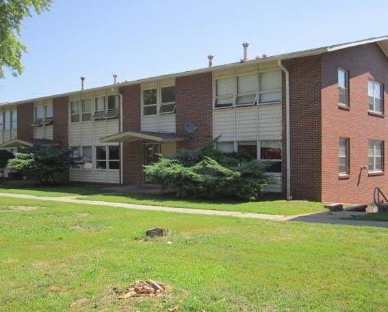 Photo - Hilltop Apartments