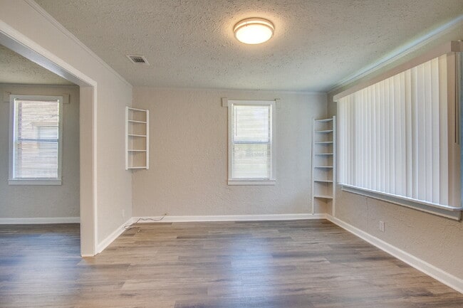 Photo - Central Pensacola 2BR Home with Fenced Yard, Updated Interior & Immediate Availability