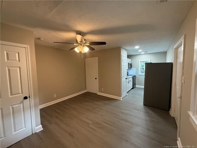 Photo - 807 Branson St Apartment