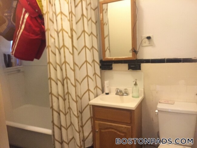 Photo - 1375 Commonwealth Ave Unit 10