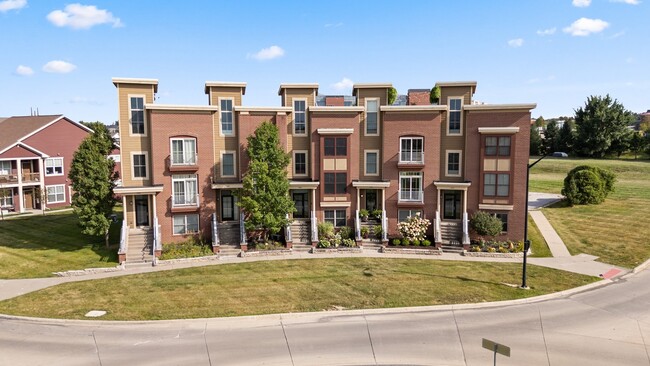 Photo - 492 Bluestem Cir