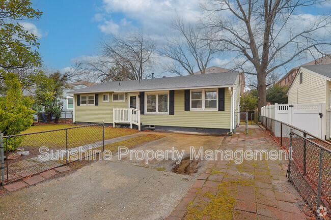 Building Photo - 314 Rogers Ave Rental