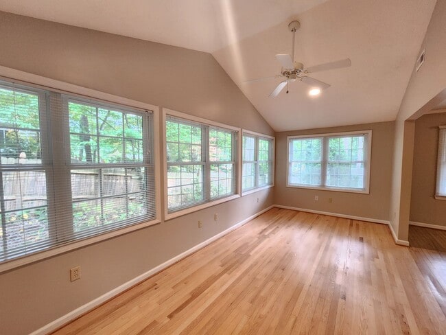 Photo - Black Mountain Rentals- Close to Lake Toma...