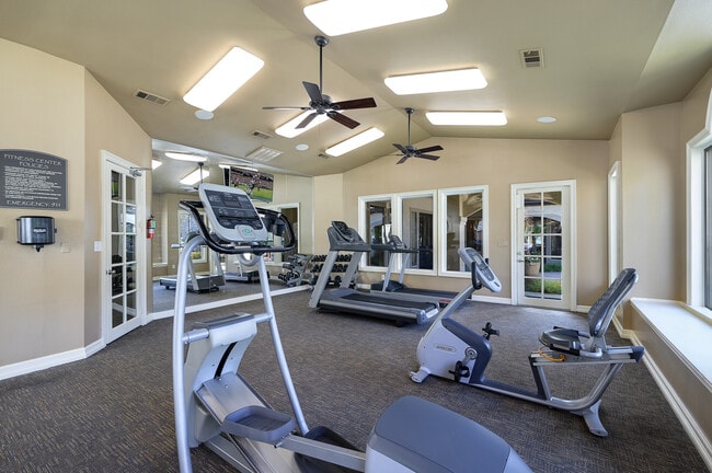 Photo - Lake Pointe Apts