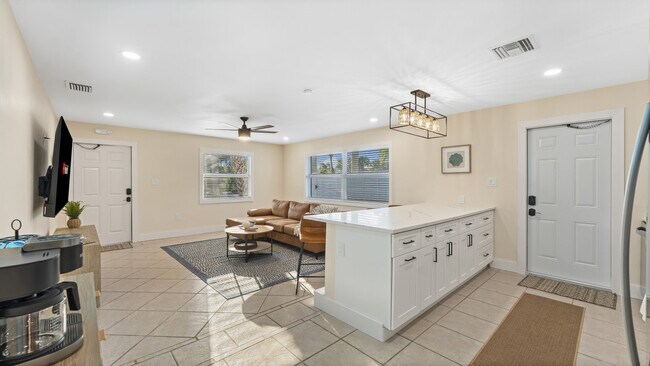 79 S Brevard Ave Unit SI ID1389638P