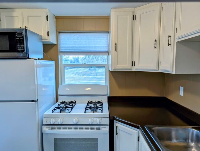 Photo - 891 E 12200 S