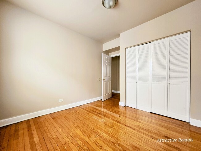 Photo - 4840 W Adams St Unit 2S