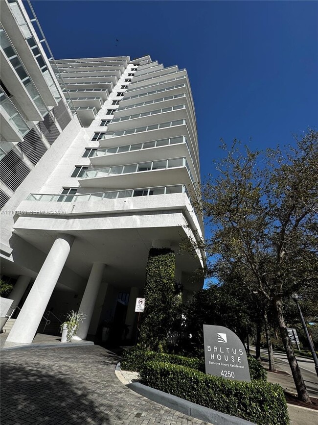 Building Photo - 4250 Biscayne Blvd Unit 1002