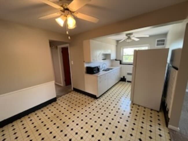 Photo - 3619 Robb Ave