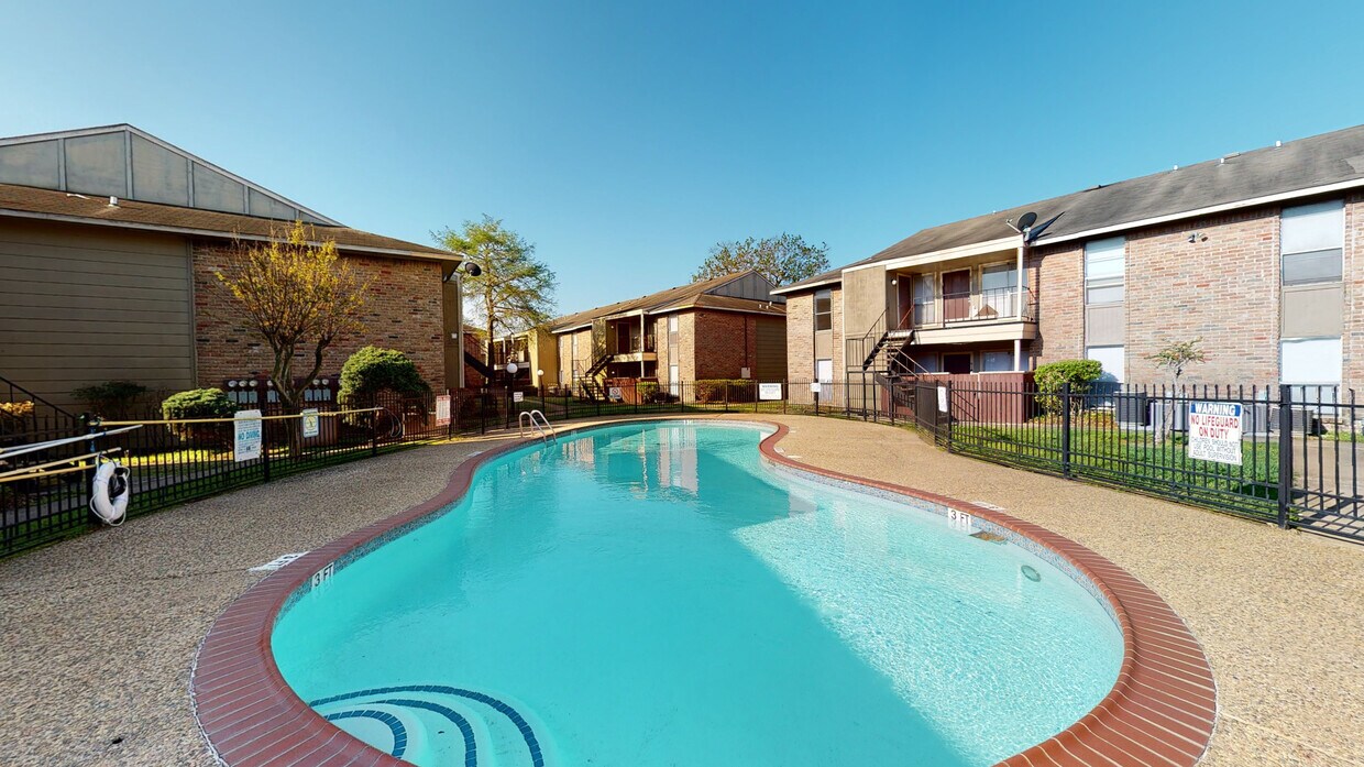 Villa Solano Apartments - Houston, TX | ForRent.com