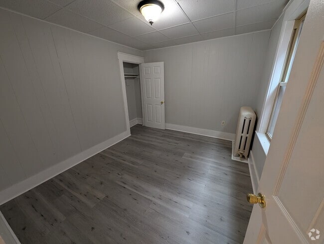 Building Photo - 218 -220 Lloyd St Unit 218 Lloyd St 1st Floor Rental