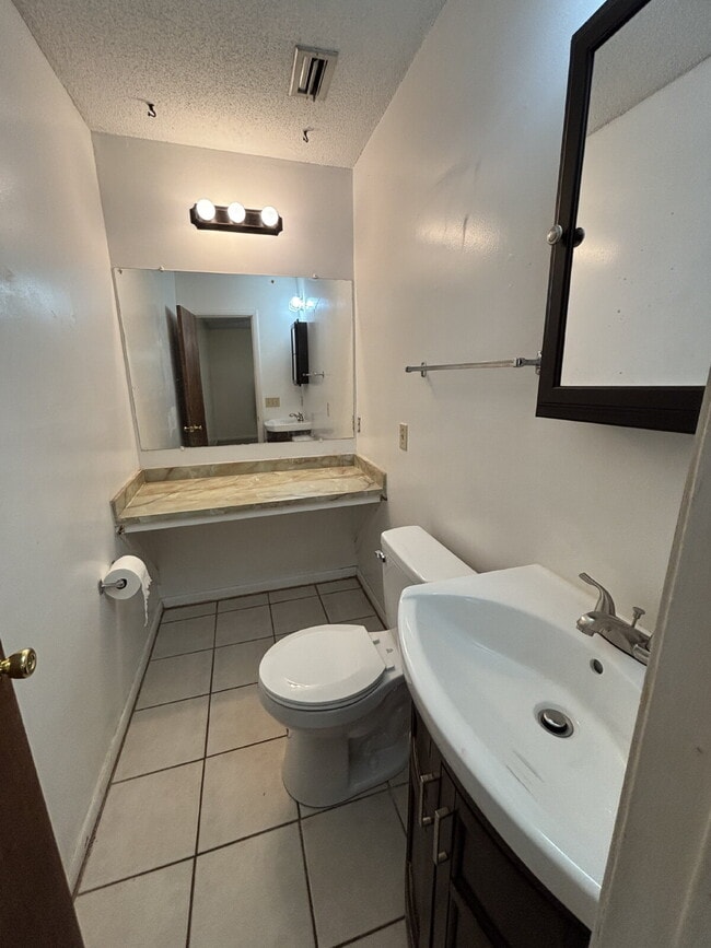 Photo - Available FOR RENT in Midland City, AL!!