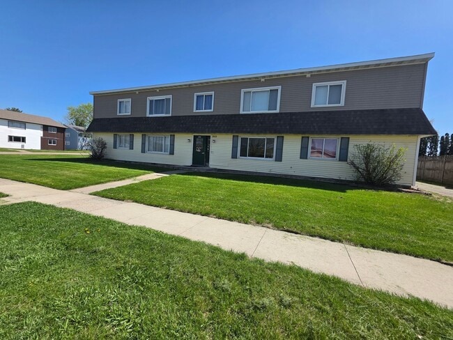 Building Photo - Joan Drive Unit #1
