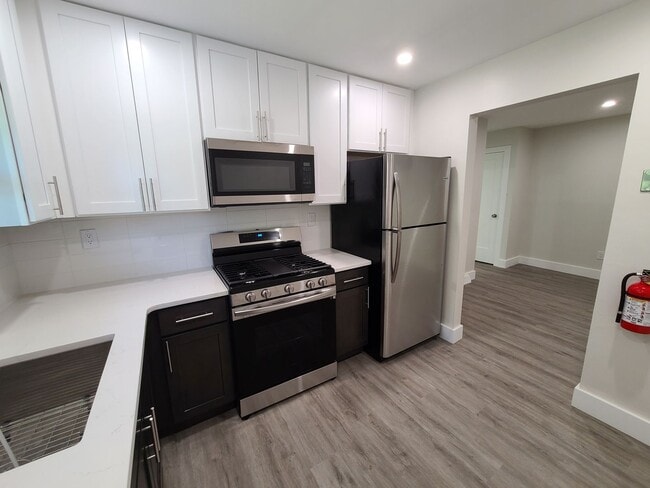 Briar Knoll Apartments