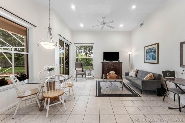 Photo - 4378 Danielson Dr