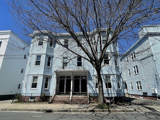 Photo - 401 Columbia St Unidad 2