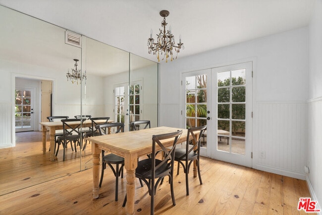 Photo - 4324 Willow Glen St