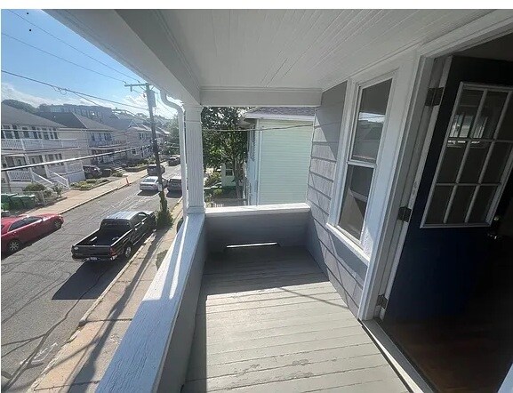 Building Photo - 73 Frederick Ave Unit 73 Frederick Ave  2