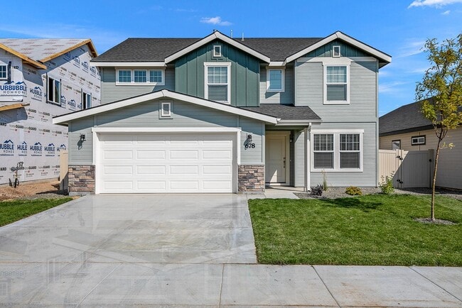Building Photo - 3 Bed 2.5 Bath + Loft & Office located in the Greyhawk Subdivision